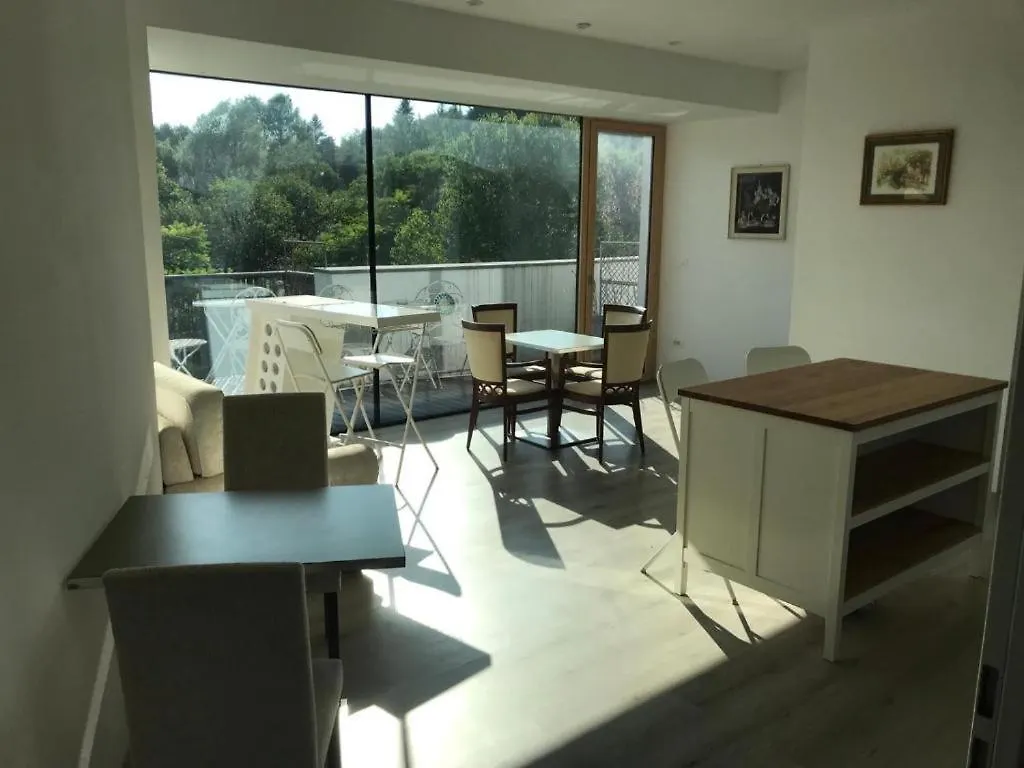 R41 - Tivoli Groundfloor Apartment Ljubljana